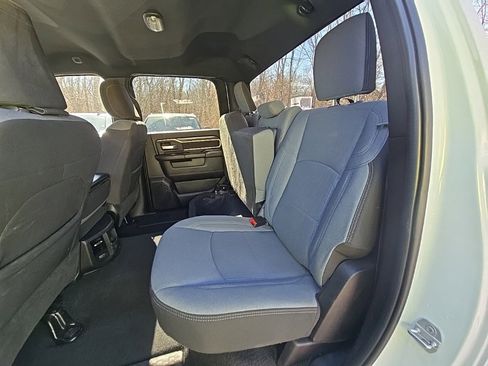 Used 2024 RAM 2500 Big Horn image 17