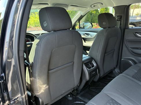 Used 2022 Chevrolet Blazer LT FWD image 15