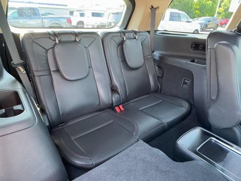 Used 2023 Lincoln Aviator Reserve w/ Equipment Group 201A AWD/4WD image 11