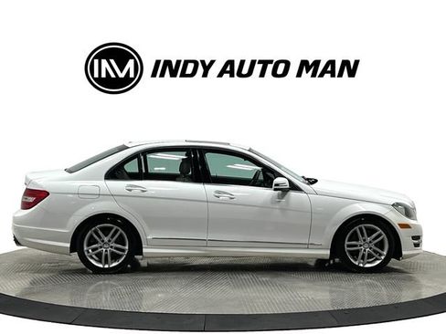 Used 2013 Mercedes-Benz C 300 4MATIC Sedan image 3