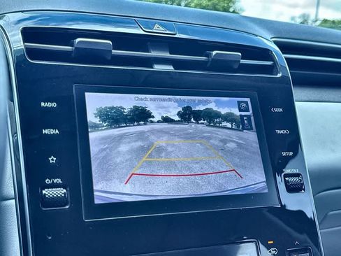 Used 2022 Hyundai Tucson SEL w/ Cargo Package AWD/4WD image 19