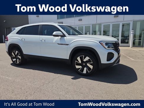 New 2026 Volkswagen Atlas Cross Sport SE AWD/4WD image 1