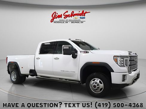 Used 2023 GMC Sierra 3500 Denali w/ Denali Ultimate Package AWD/4WD image 1
