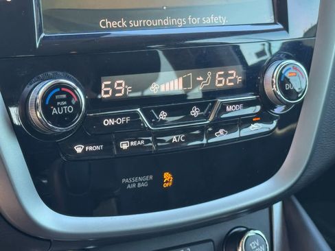 Certified 2023 Nissan Murano SV w/ SV Midnight Edition Package image 25