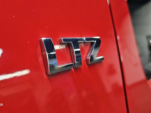 Used 2007 Chevrolet Avalanche LTZ w/ LTZ Preferred Equipment Group AWD/4WD image 11