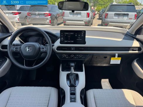 New 2026 Honda HR-V LX image 4