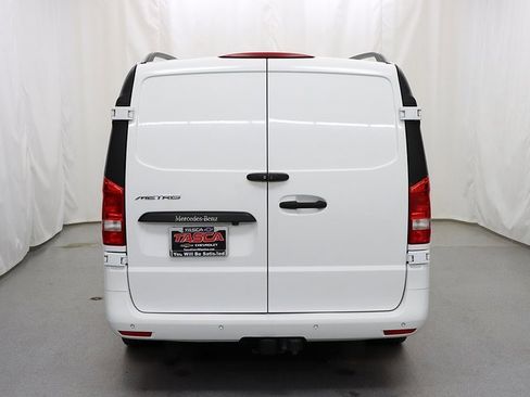 Used 2019 Mercedes-Benz Metris image 6