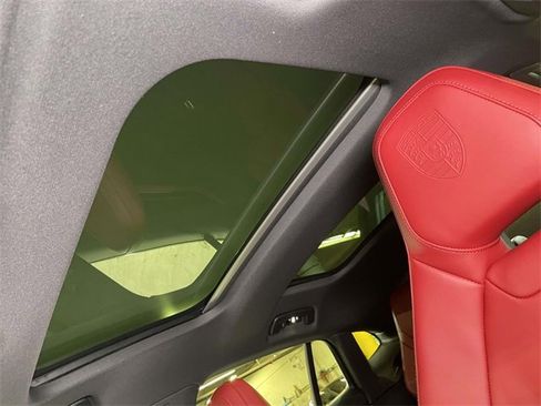 New 2026 Porsche Panamera 4 image 18