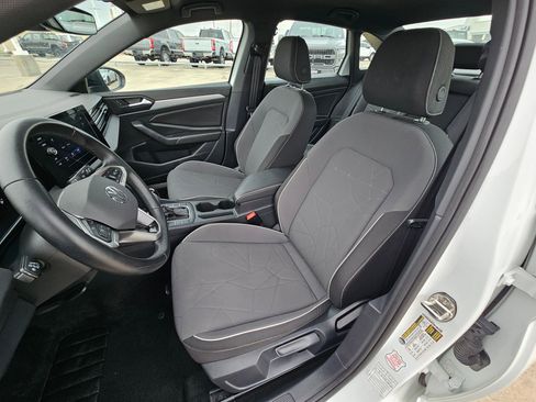 Used 2025 Volkswagen Jetta Sport FWD image 15