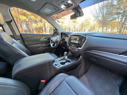 Used 2019 Chevrolet Traverse Premier w/ Driver Confidence II Package image 22