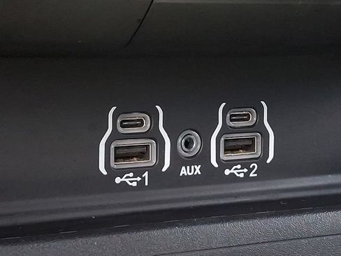 Used 2025 RAM 1500 Big Horn AWD/4WD image 24