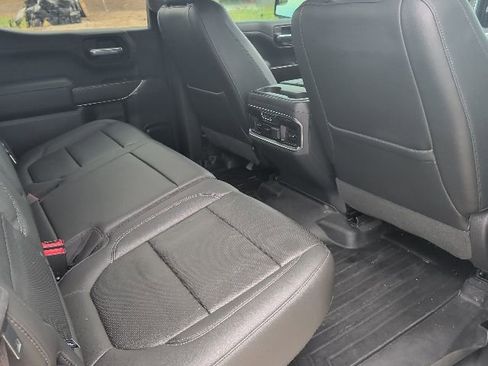 Used 2019 GMC Sierra 1500 SLT AWD/4WD image 10