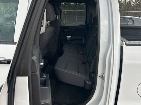 Used 2018 Chevrolet Silverado 1500 LT w/ Redline Edition image 11