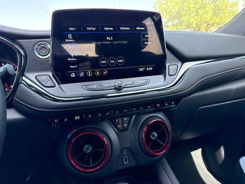 Used 2025 Chevrolet Blazer RS w/ Driver Confidence II Package FWD image 15