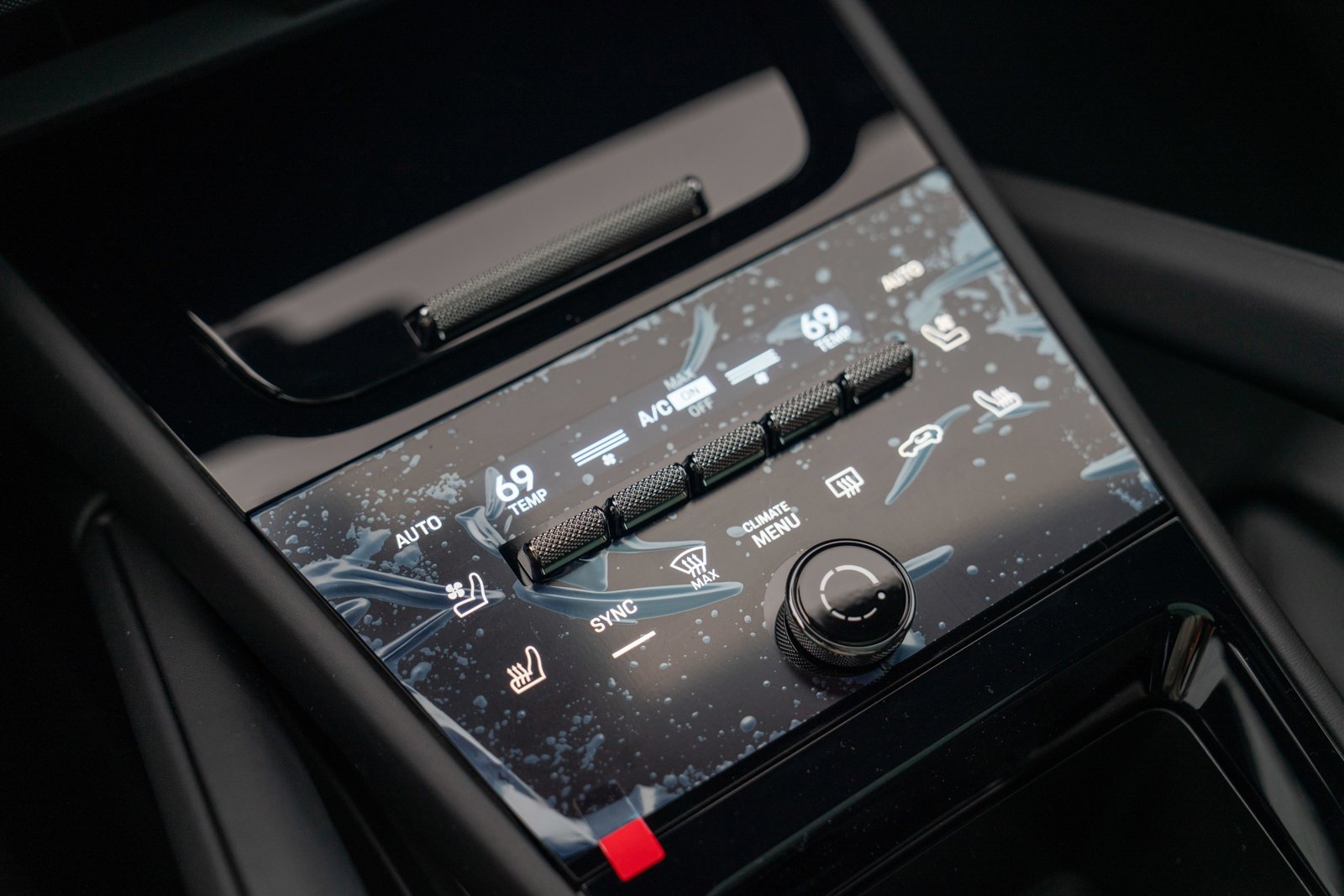 Certified 2026 Porsche Cayenne AWD/4WD image 18