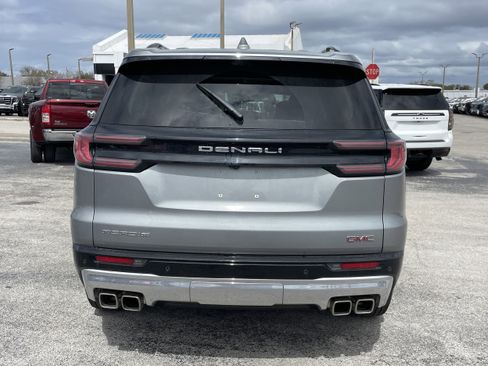 Certified 2025 GMC Acadia Denali w/ Super Cruise Package image 4