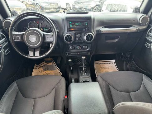 Used 2014 Jeep Wrangler Unlimited Sport w/ Quick Order Package 24S image 18