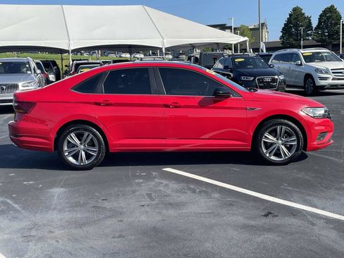 Used 2019 Volkswagen Jetta R-Line w/ R-Line Cold Weather Package FWD image 8
