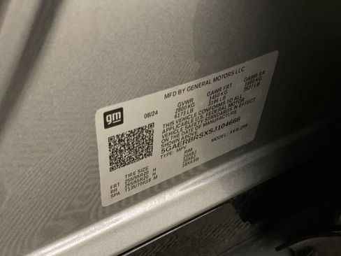 Certified 2025 Buick Enclave Sport Touring w/ Power Package FWD image 41