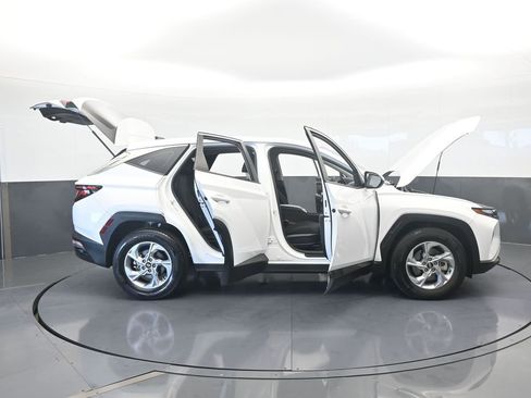 Used 2023 Hyundai Tucson SE image 64