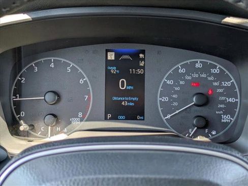 Certified 2025 Toyota Corolla SE FWD image 11