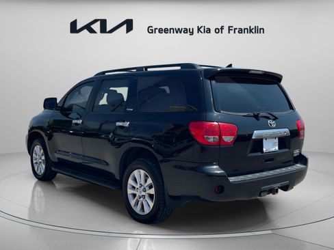 Used 2011 Toyota Sequoia Platinum AWD/4WD image 5