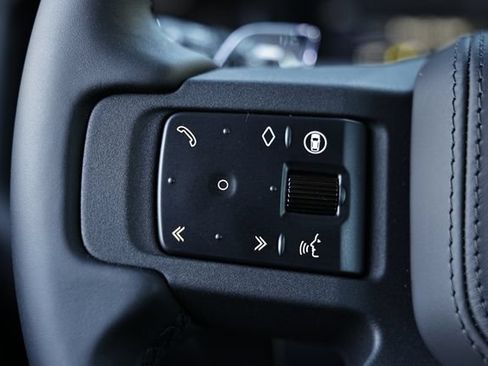 New 2026 Land Rover Defender 110 OCTA AWD/4WD image 46