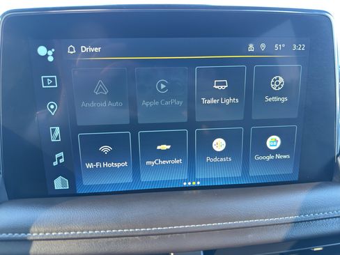 Used 2023 Chevrolet Suburban Z71 image 15