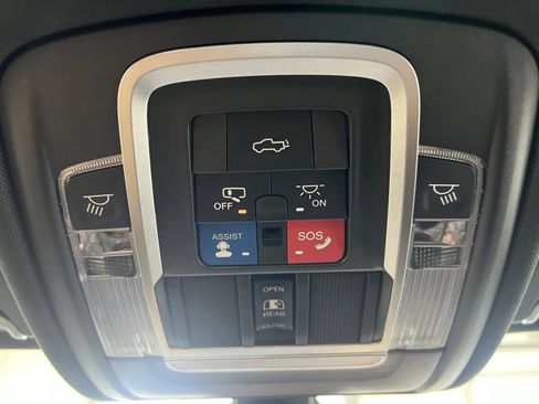 Used 2020 RAM 1500 Laramie w/ Sport Appearance Package AWD/4WD image 50