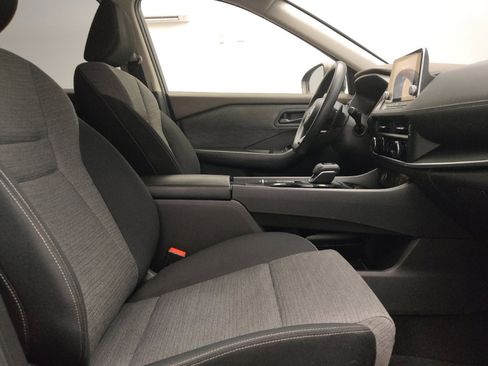 Used 2021 Nissan Rogue S image 21