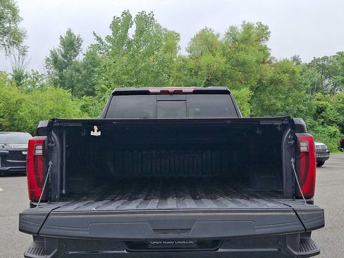 Used 2024 GMC Sierra 2500 Denali AWD/4WD image 29