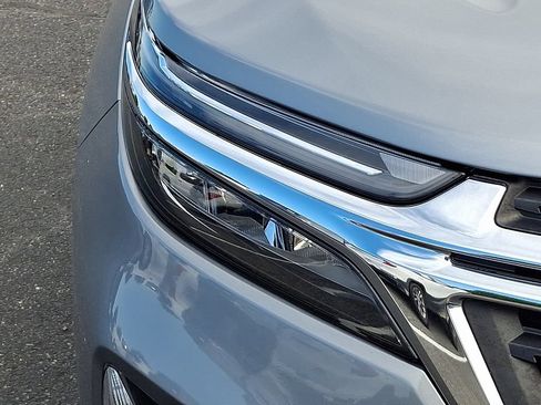 Certified 2024 Chevrolet Equinox LT FWD image 9