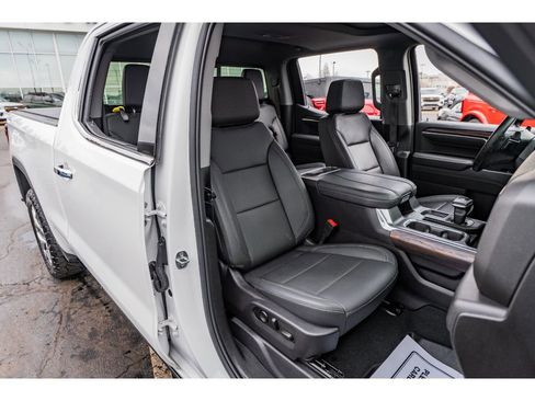 Used 2024 GMC Sierra 1500 SLT w/ SLT Premium Plus Package image 20