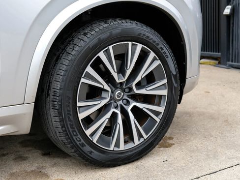 Used 2020 Volvo XC90 T5 Momentum w/ Protection Package Premier FWD image 58