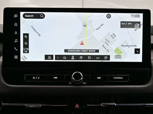 Used 2025 Mitsubishi Outlander AWD image 33