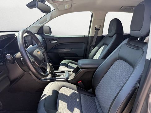 Used 2019 Chevrolet Colorado Z71 RWD image 4