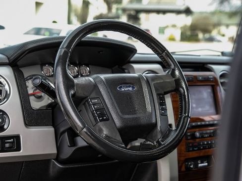 Used 2010 Ford F150 Lariat RWD image 13