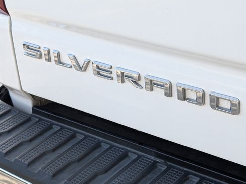 Used 2020 Chevrolet Silverado 1500 LT w/ All-Star Edition image 19