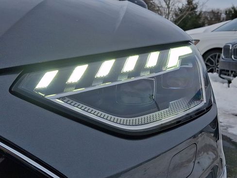 Used 2023 Audi A4 2.0T Prestige w/ Prestige Package image 9