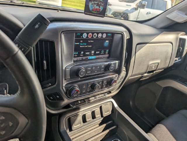 Used 2017 Chevrolet Silverado 1500 LT w/ All Star Edition AWD/4WD image 20