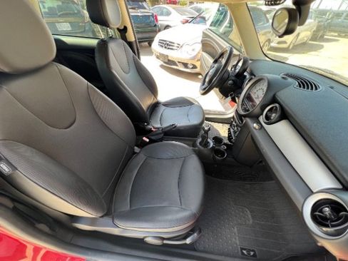 Used 2011 MINI Cooper Hardtop image 11