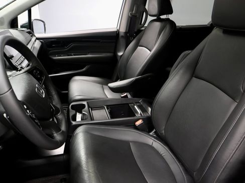 Used 2023 Honda Odyssey Touring image 25
