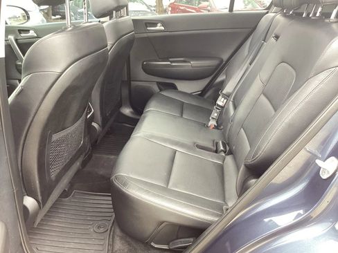 Used 2017 Kia Sportage EX w/ EX Technology Package image 16