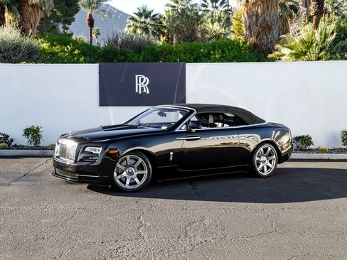 Certified 2018 Rolls-Royce Dawn image 18