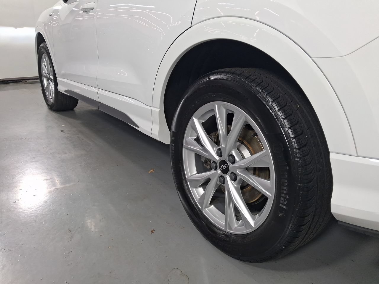 Used 2025 Audi Q3 2.0T Premium Plus w/ Premium Plus Package AWD/4WD image 3
