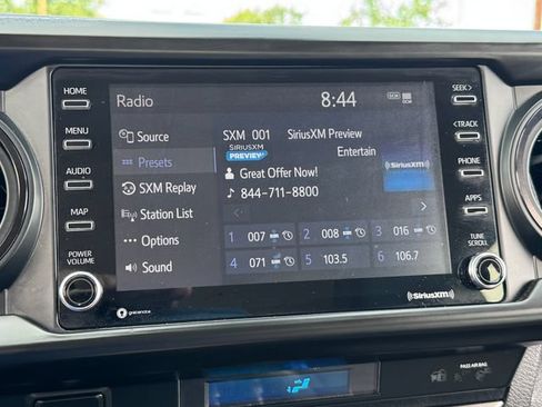Used 2022 Toyota Tacoma SR5 AWD/4WD image 14