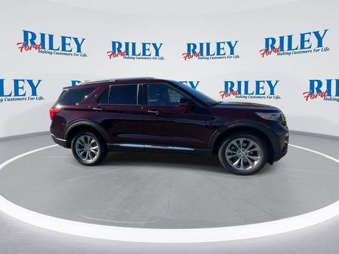 Certified 2023 Ford Explorer Limited w/ Equipment Group 301A image 9