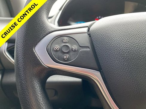 Used 2021 Chevrolet Traverse LS image 11