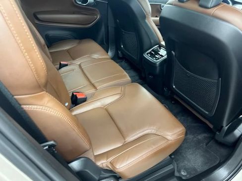 Used 2024 Volvo XC90 B6 Ultimate AWD/4WD image 23