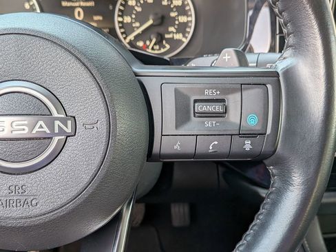 Used 2024 Nissan Pathfinder SV image 20